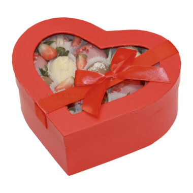 Съедобный букет клубника в шоколаде в красной коробке сердце